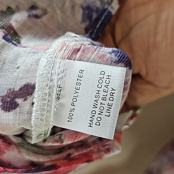 BD COLLECTION FLORAL BUTTON-DOWN SHIRT/TUNIC - Picture 9 of 9